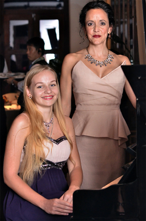 Kseniia Vohkmianina, Angela Hodgins Event Photos Courtesy of Peachy Pixx